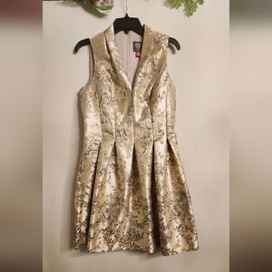 Vince Camuto Sz 8 Shiny Dress